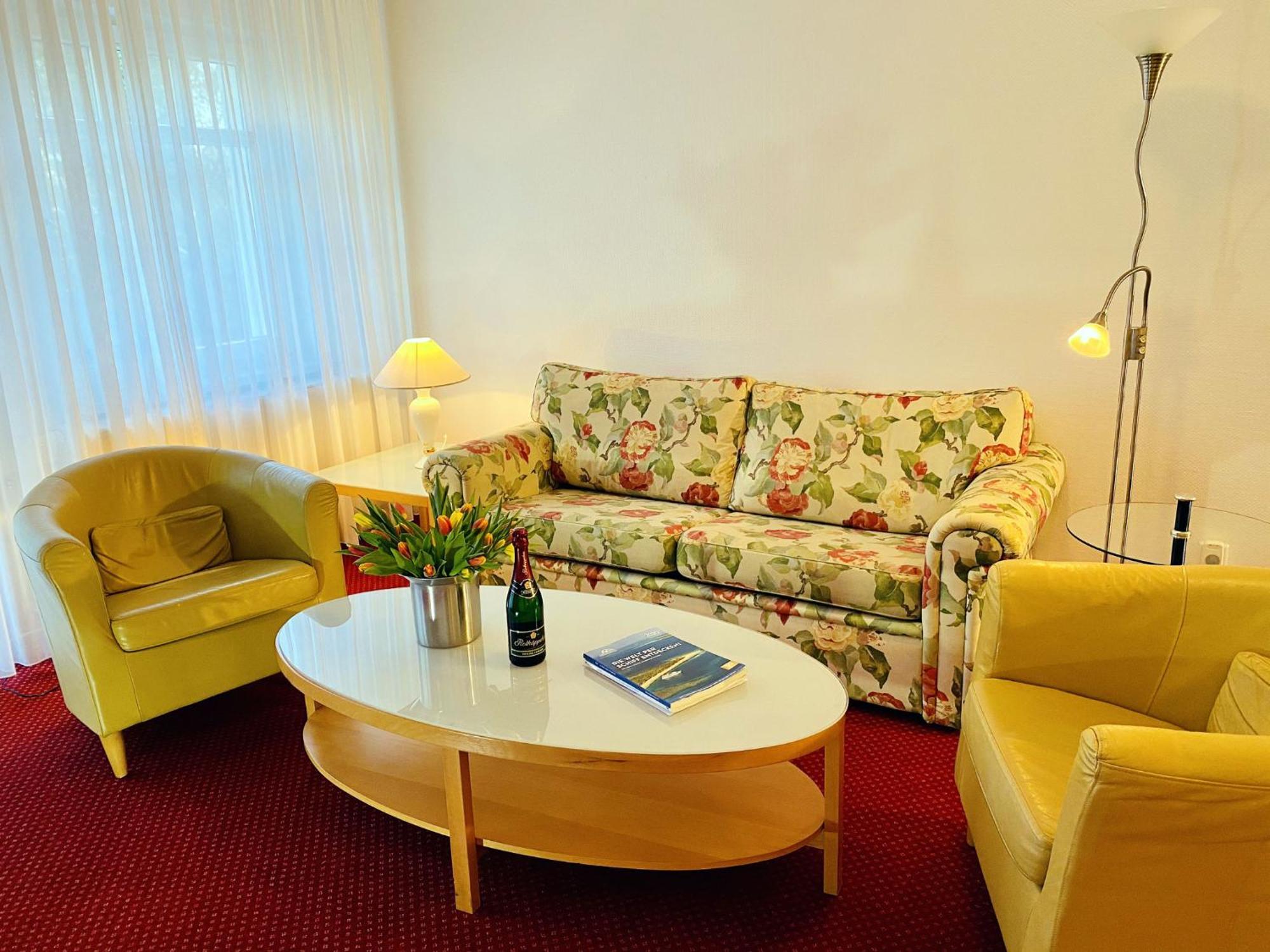 Haus Kastell - Suite Strandglueck Heringsdorf  Bagian luar foto